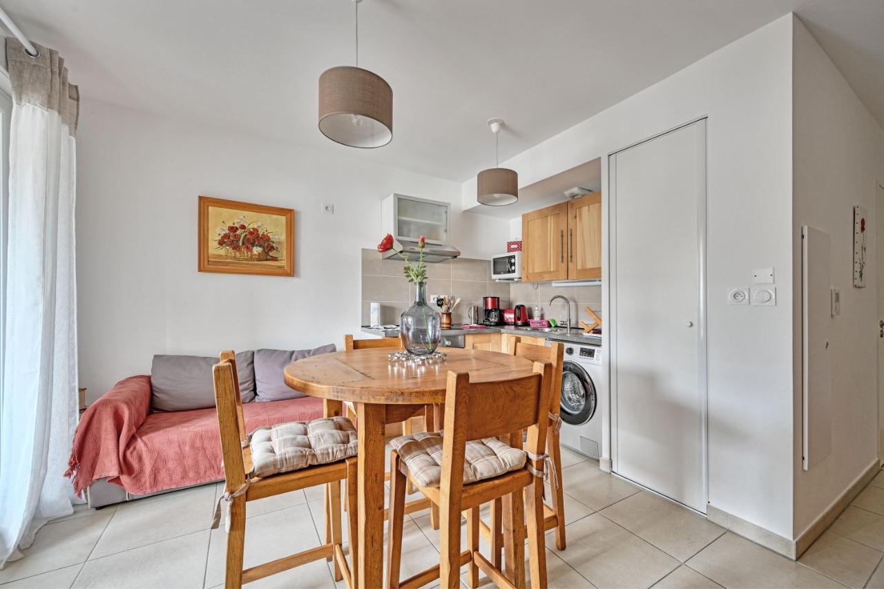 Ilot Coquelicot - Parking Gratuit Securise - Ac Clim - Ascenseur - Balcon Apartment L'Isle-sur-la-Sorgue Bagian luar foto