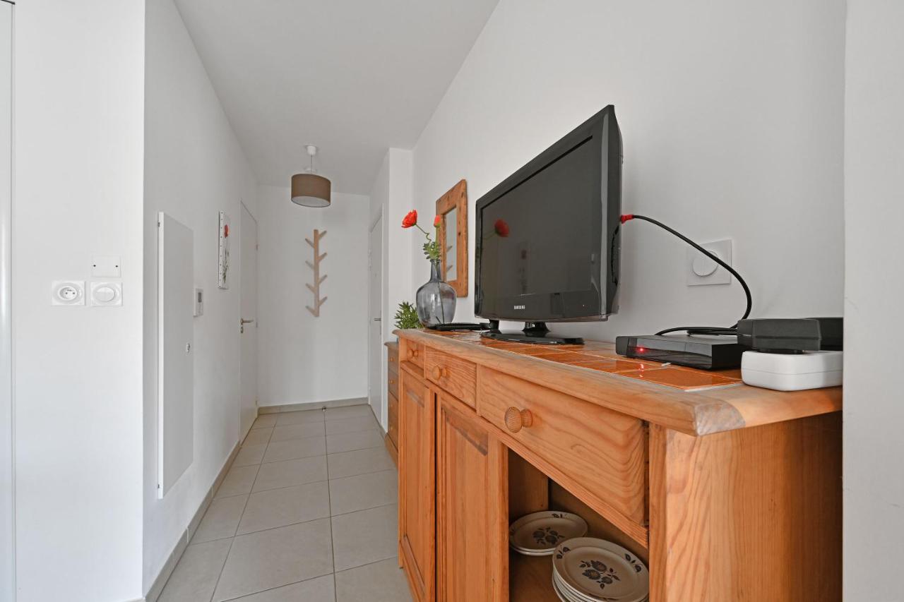 Ilot Coquelicot - Parking Gratuit Securise - Ac Clim - Ascenseur - Balcon Apartment L'Isle-sur-la-Sorgue Bagian luar foto